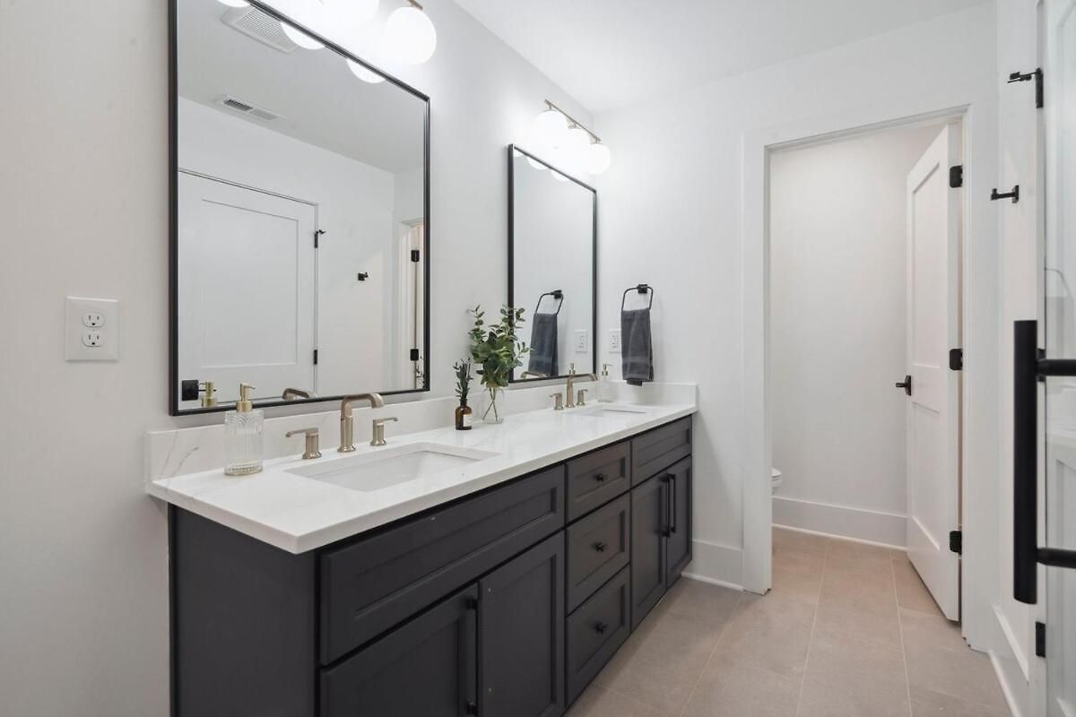 Luxury Build - King Beds - Minutes To Uptown Charlotte