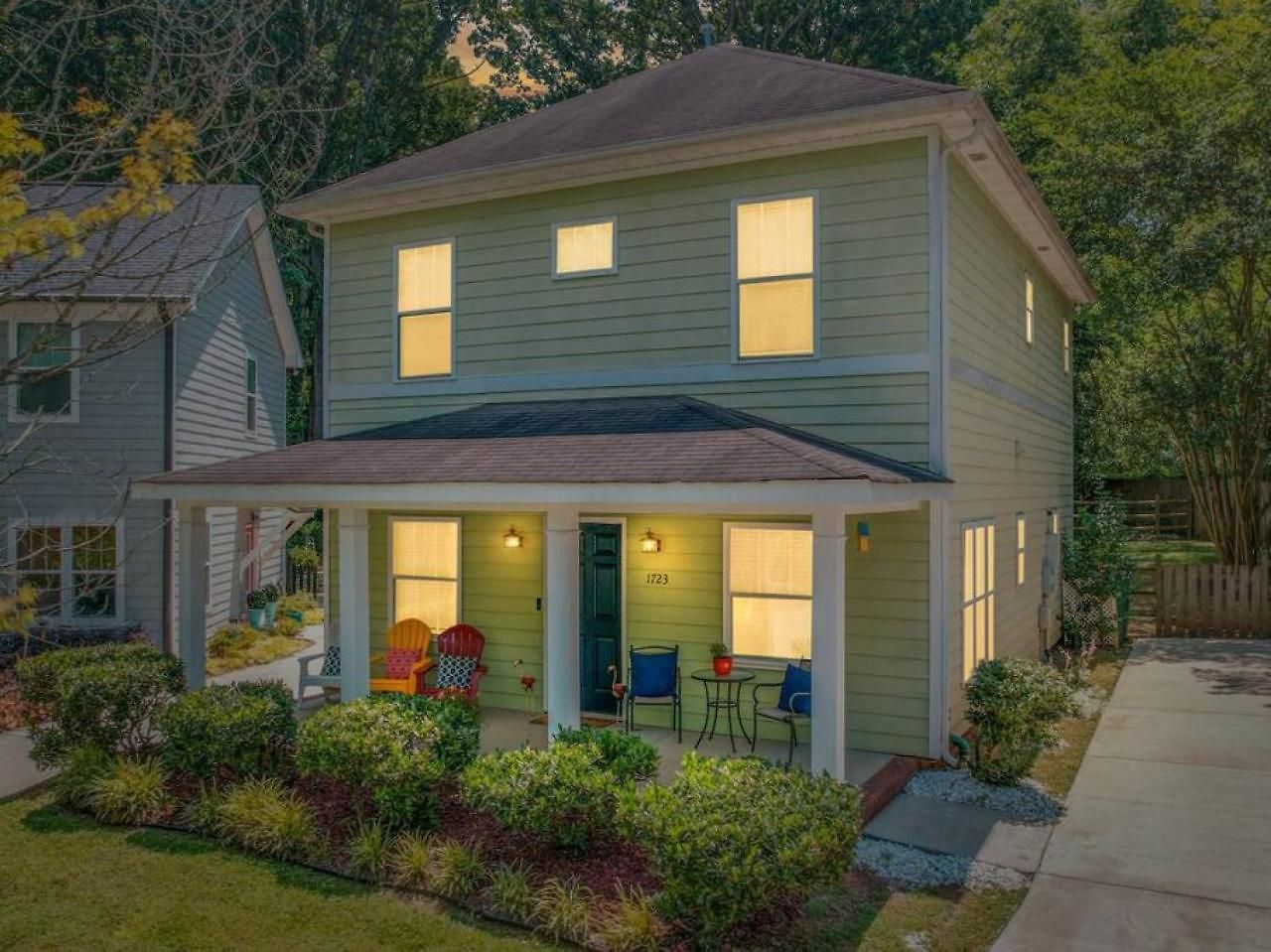 Getaway Near Center Centrally Located In Clt Holiday home