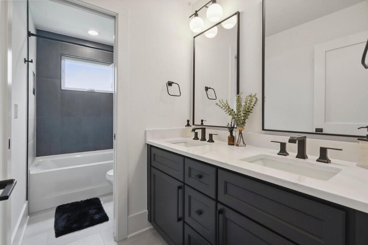 Holiday home Luxury Build - King Beds - Minutes To Uptown Charlotte