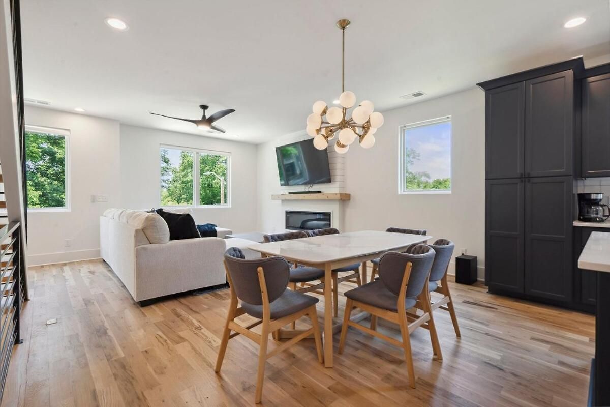 Holiday home Luxury Build - King Beds - Minutes To Uptown Charlotte