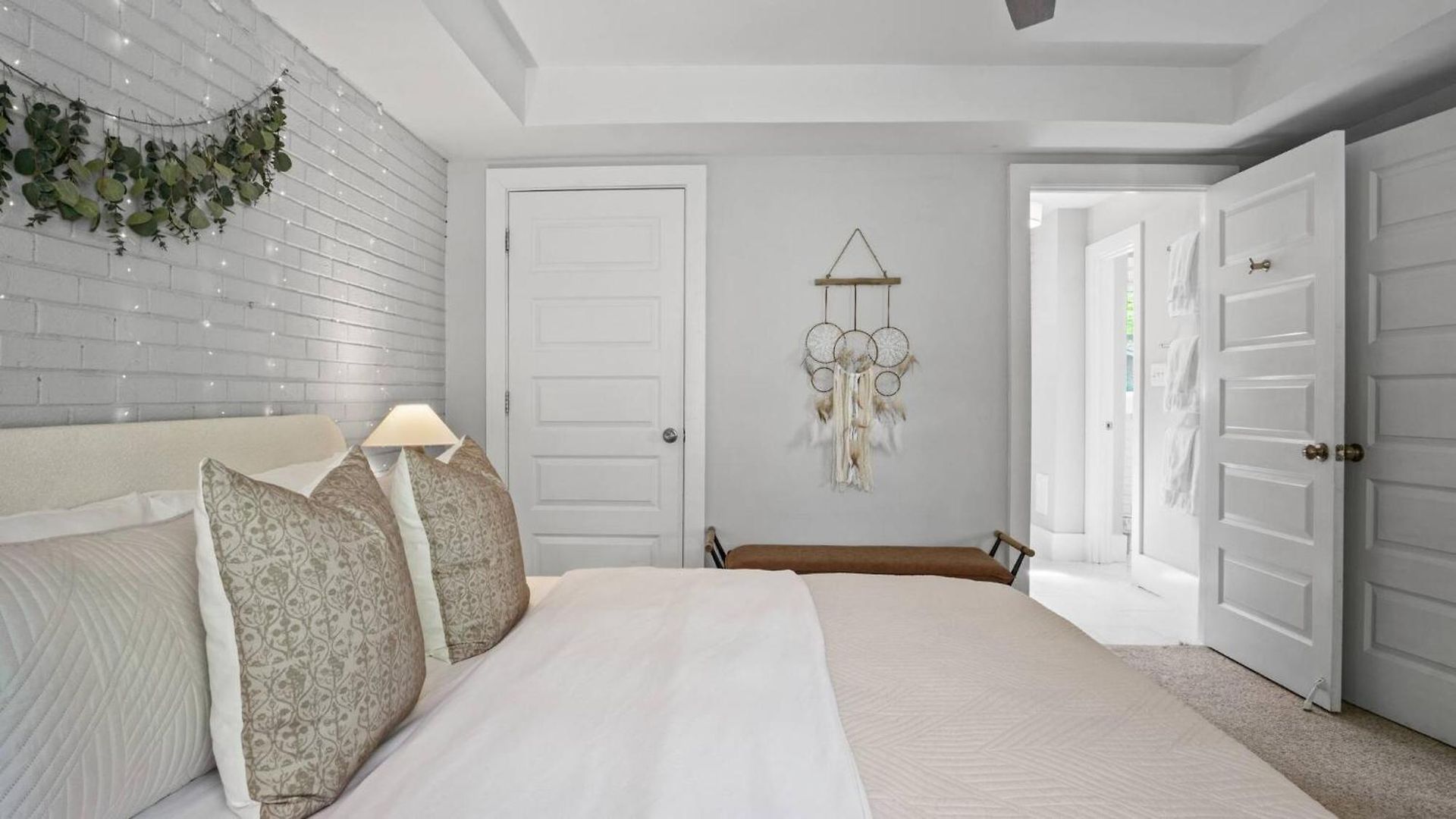 4bd Cozy Getaway | Eclectic, Central, Near Airport * Charlotte