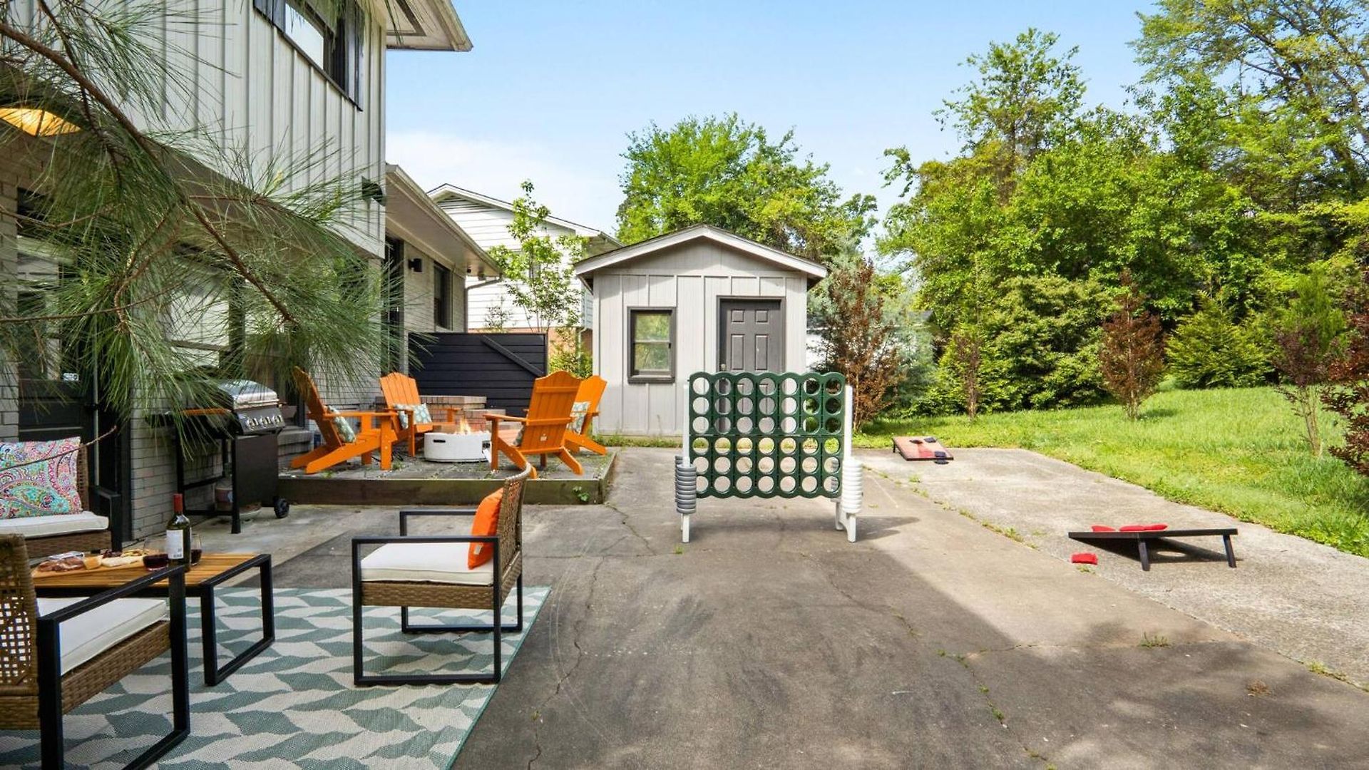 4bd Cozy Getaway | Eclectic, Central, Near Airport Holiday home