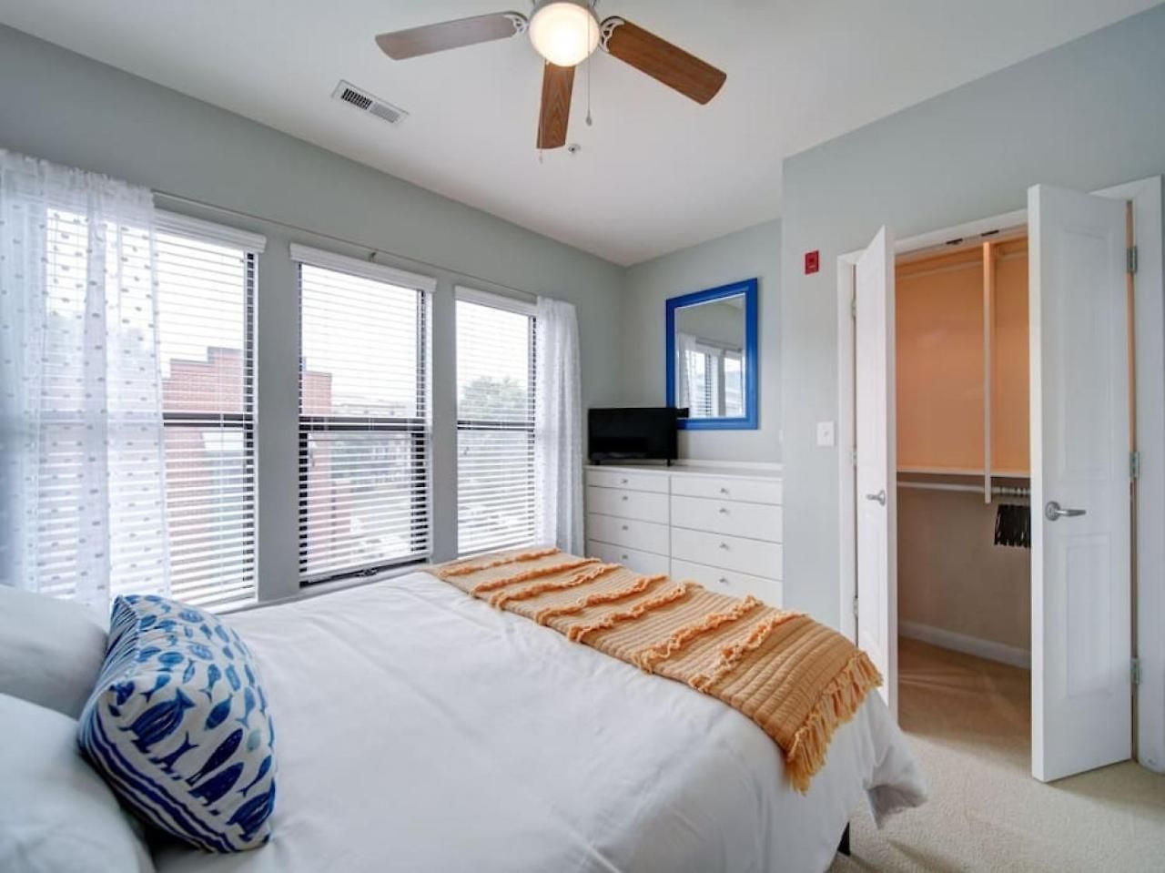 The Nest - Southend - Rooftop Terrace - Light Rail Charlotte