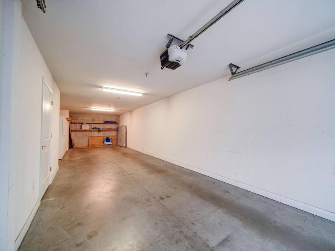 The Nest - Southend - Rooftop Terrace - Light Rail Apartment
