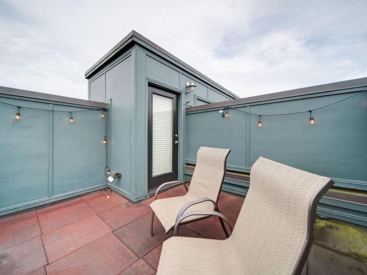 The Nest - Southend - Rooftop Terrace - Light Rail Apartment *