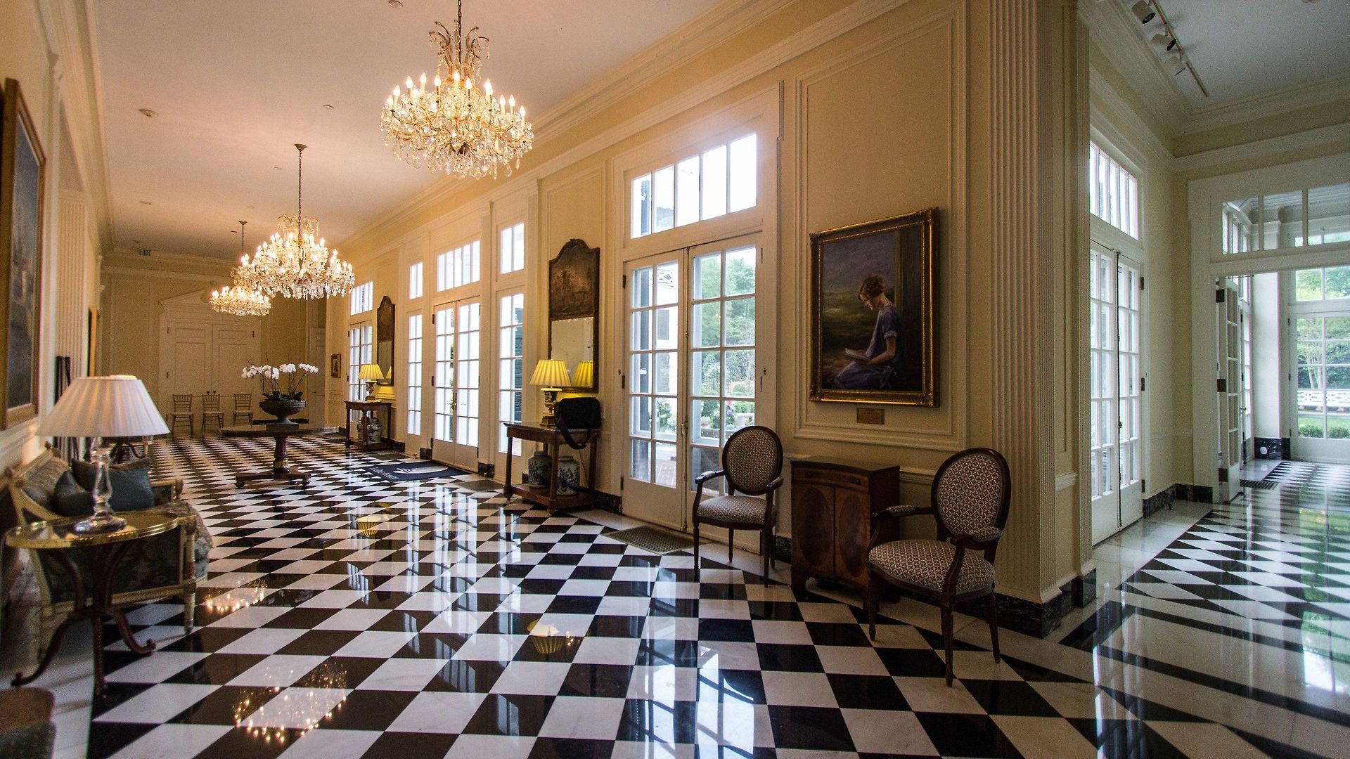 Duke Mansion Bed & Breakfast