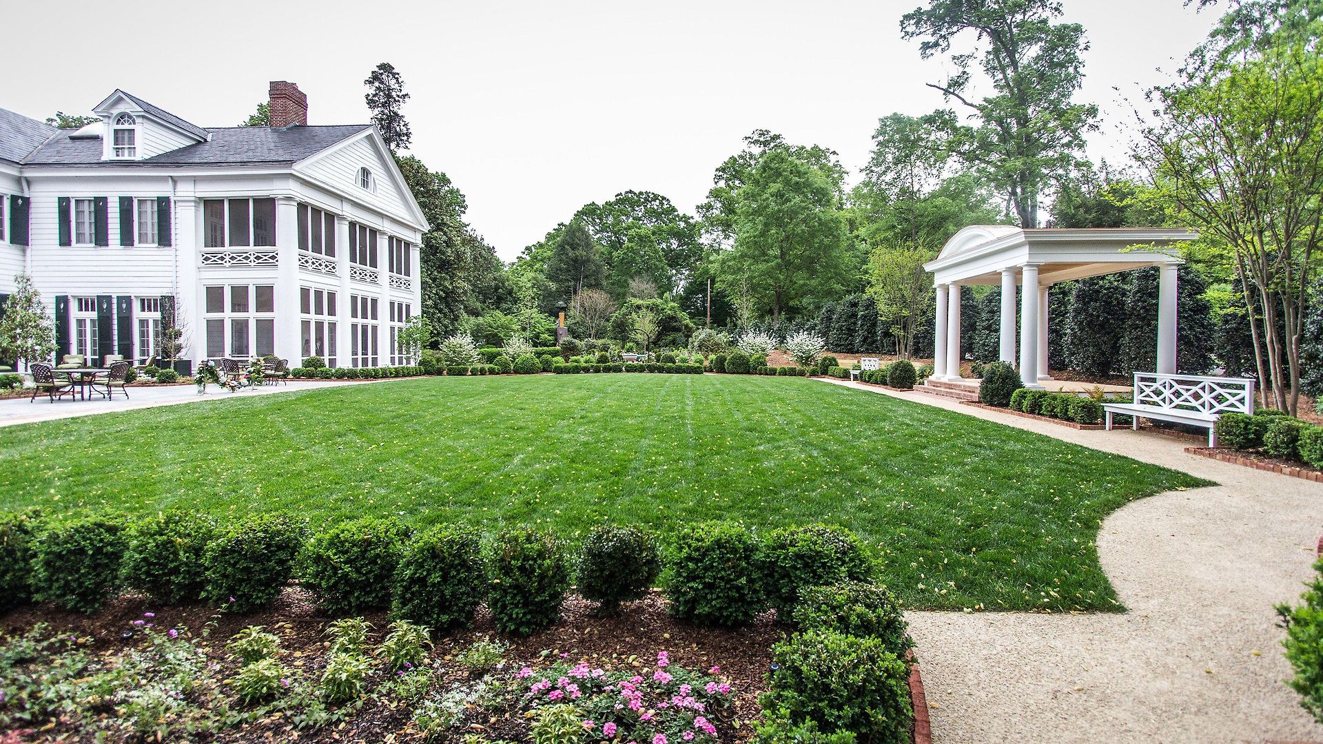 Duke Mansion Bed & Breakfast Charlotte