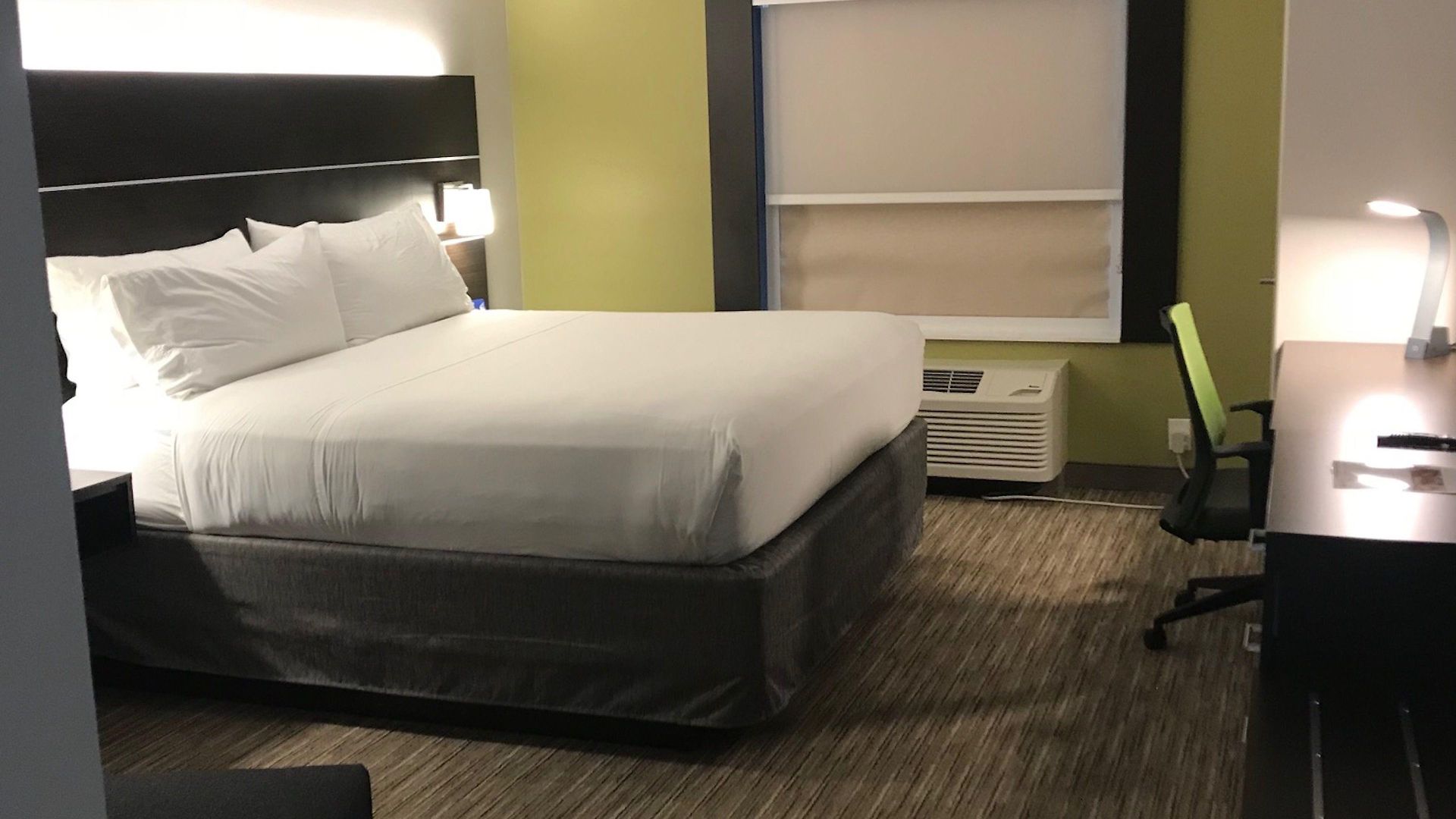 Express Arrowood By Ihg 2* Charlotte