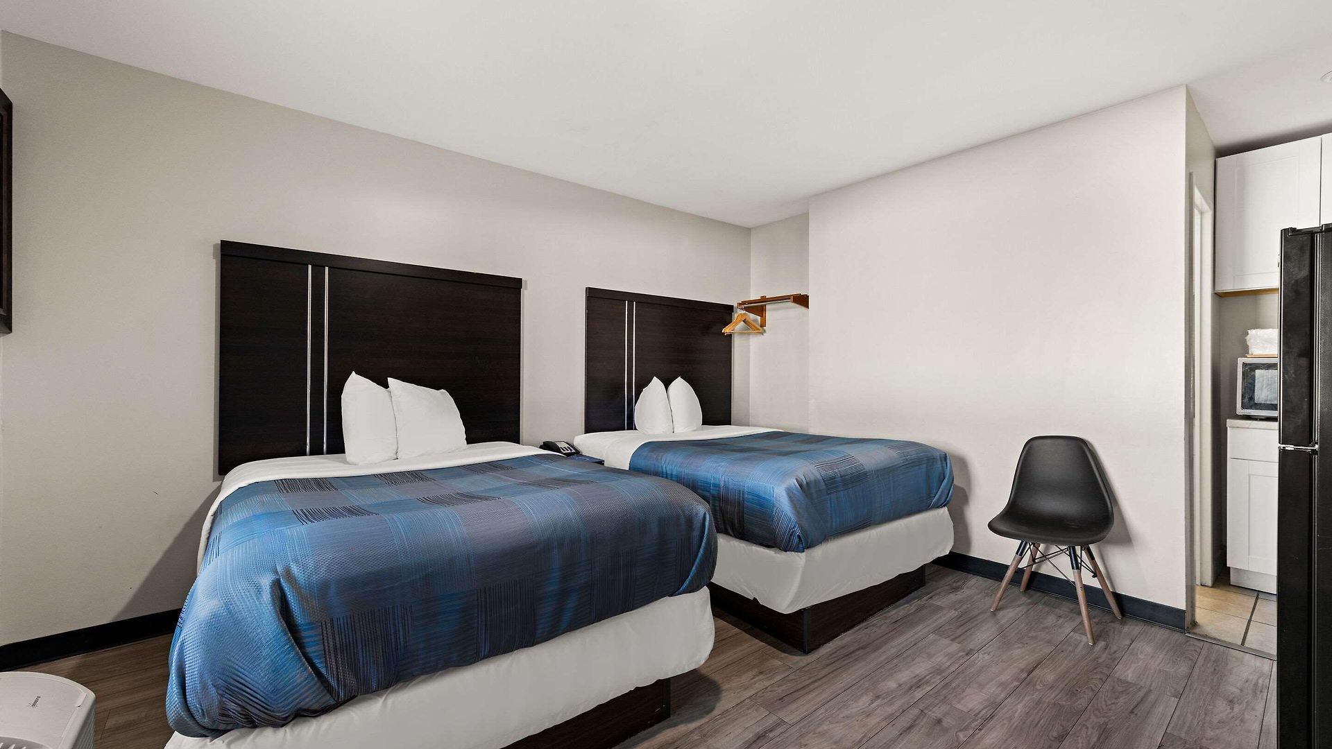 Inn Rodeway Independence Blvd 3*