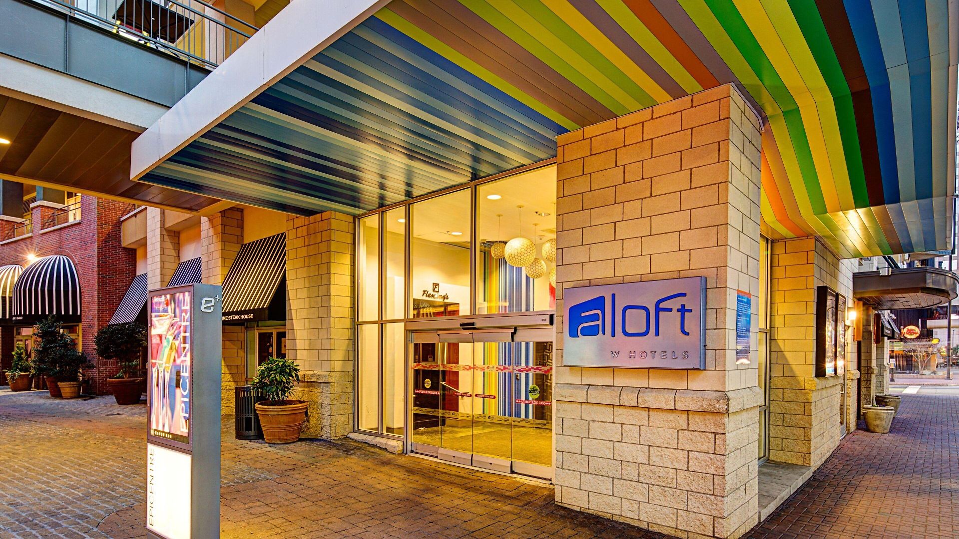 Aloft By Marriott Center 2*