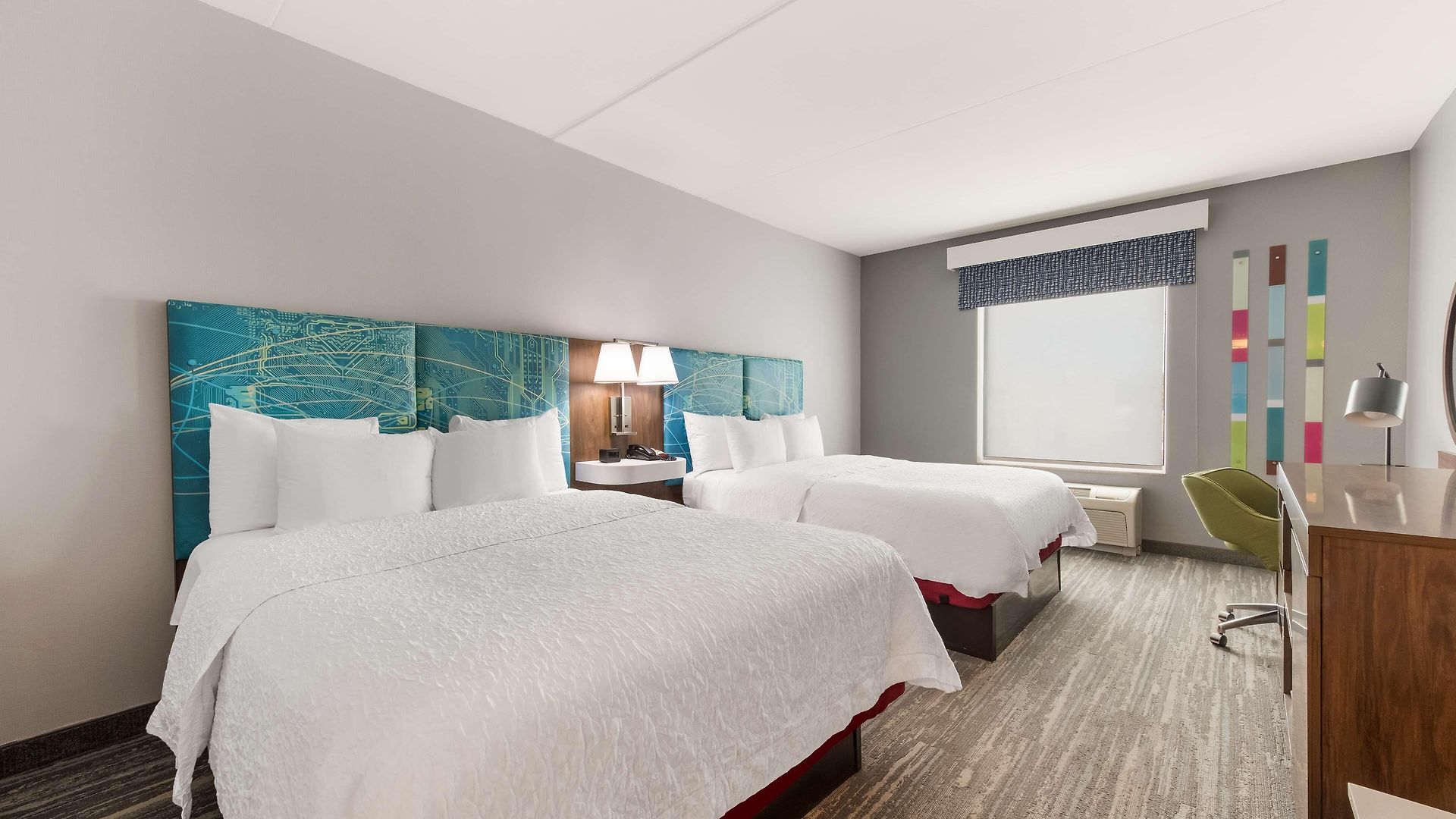 Hampton & Charlotte-airport Hotel