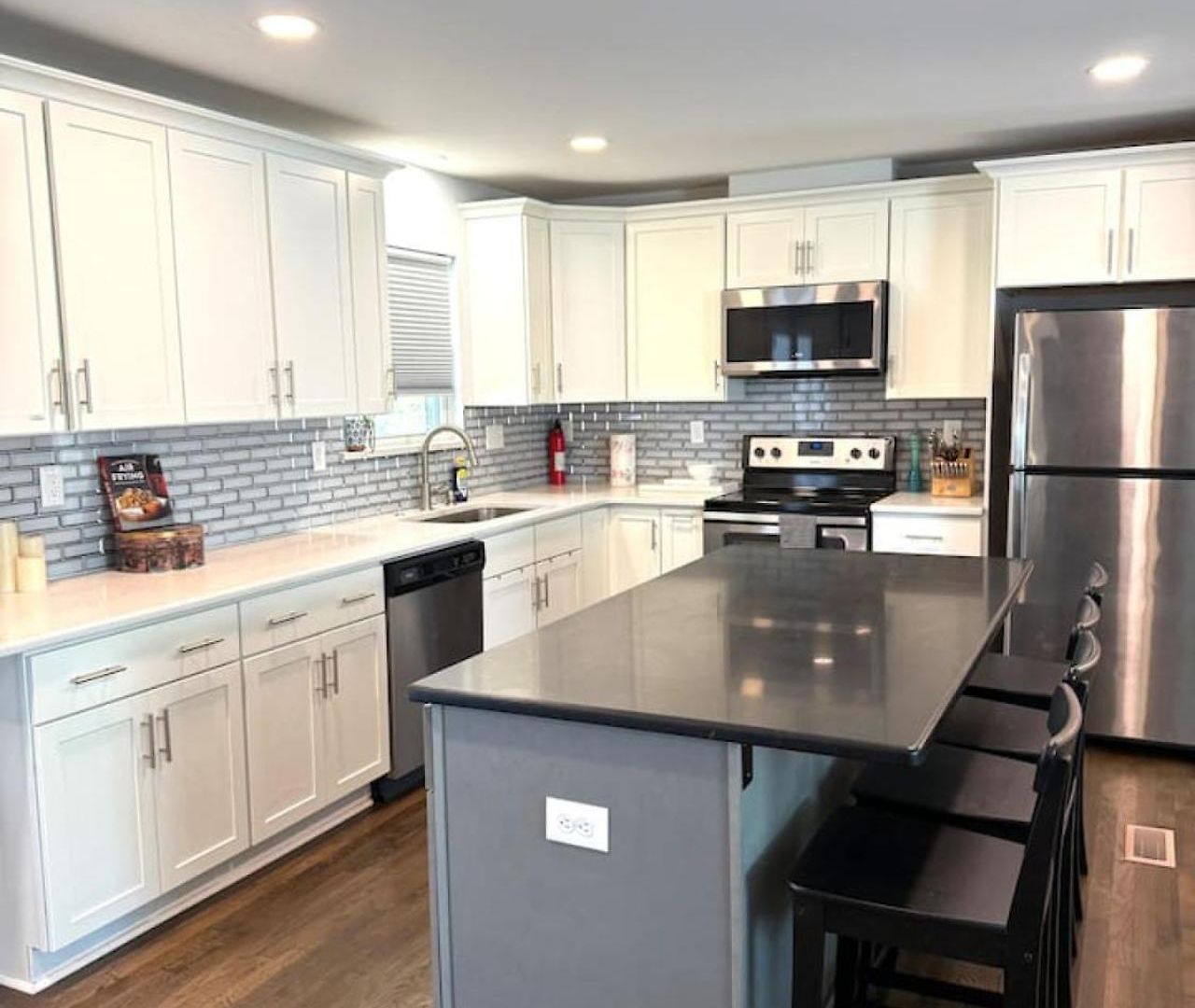 Holiday home Uptown In 6 Mins - Game Deck - Private Acre - Sleeps 10