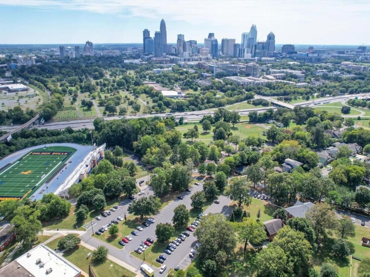 Cozy 3br - Views - Firepit -football * Charlotte