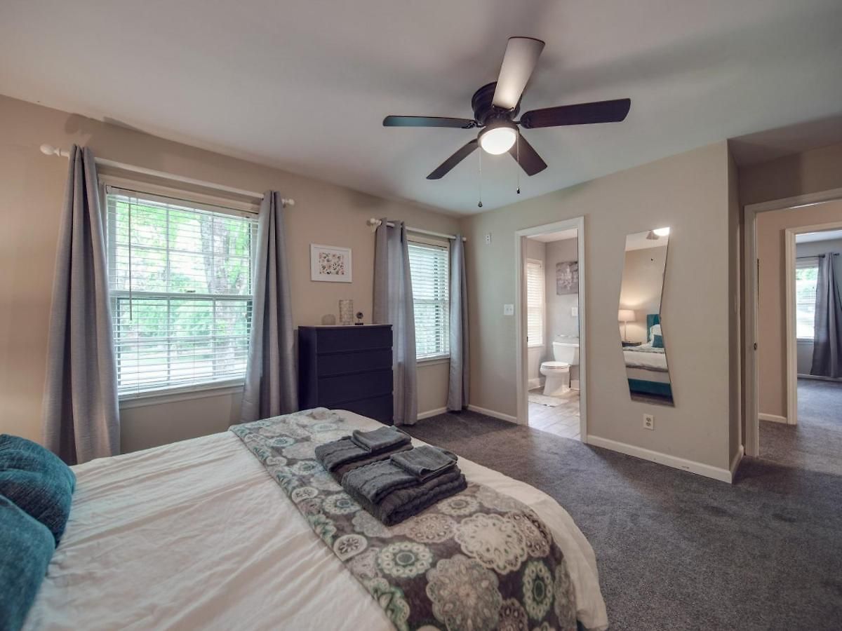 4 Bedroom South Getaway Min To Everything * Charlotte