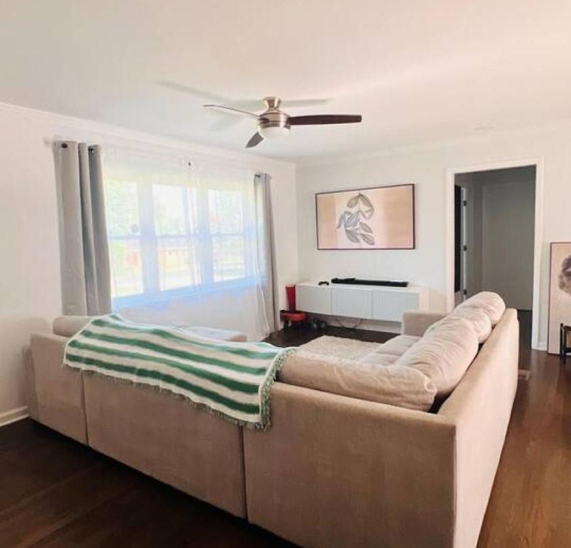 Uptown In 6 Mins - Game Deck - Private Acre - Sleeps 10 * Charlotte