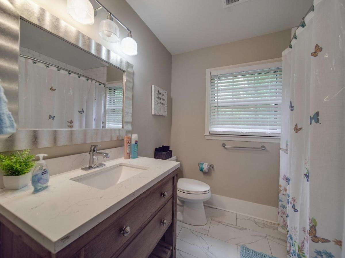 Holiday home 4 Bedroom South Getaway Min To Everything Charlotte