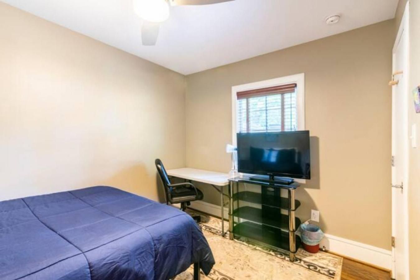 2 Bed With Updated Bath And Kitchen Charlotte