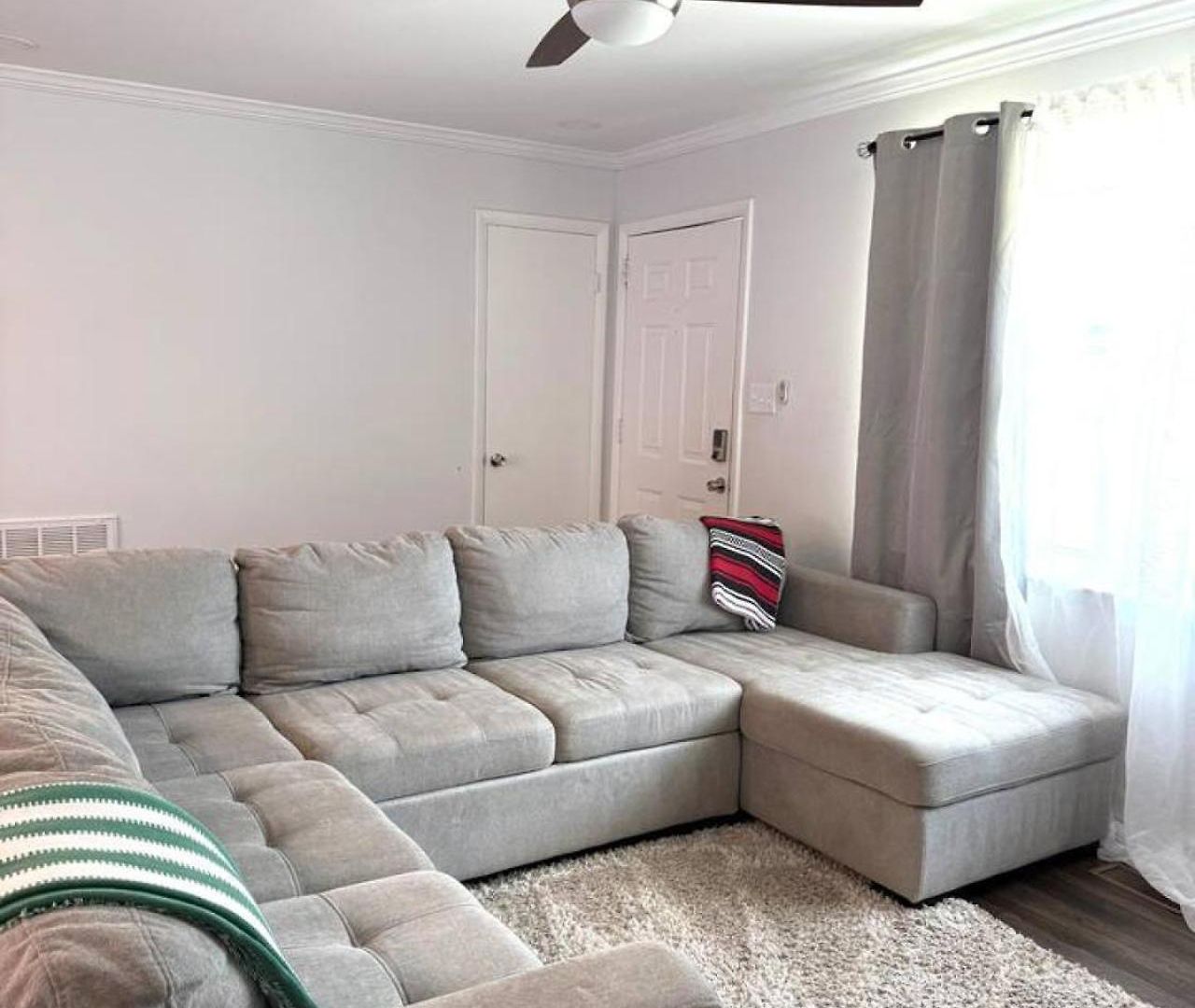 Holiday home Uptown In 6 Mins - Game Deck - Private Acre - Sleeps 10 *