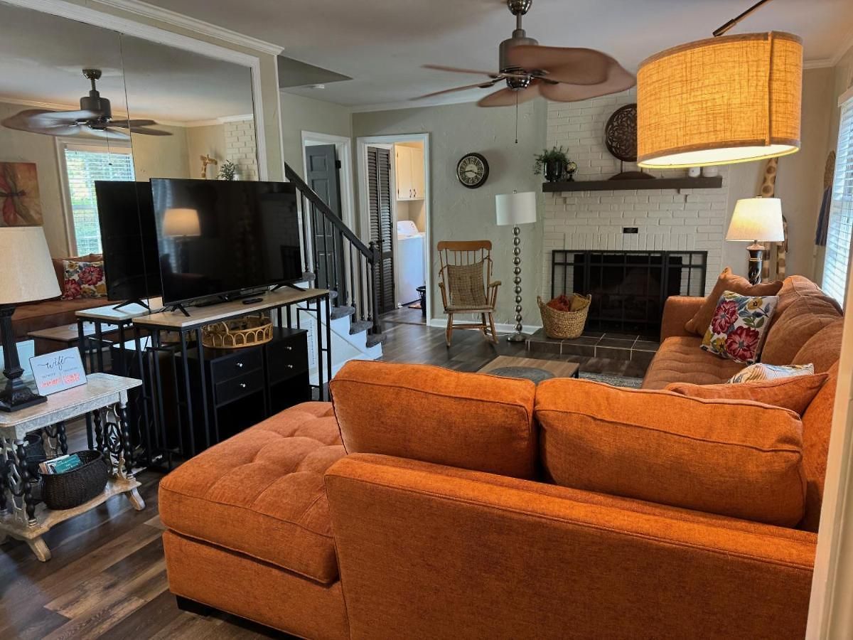 4 Bedroom South Getaway Min To Everything Holiday home Charlotte