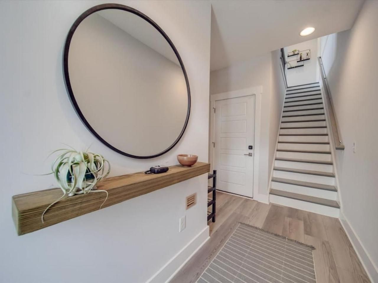 Holiday home Rooftop Retreat Heart Of Noda Light Rail Sauna *