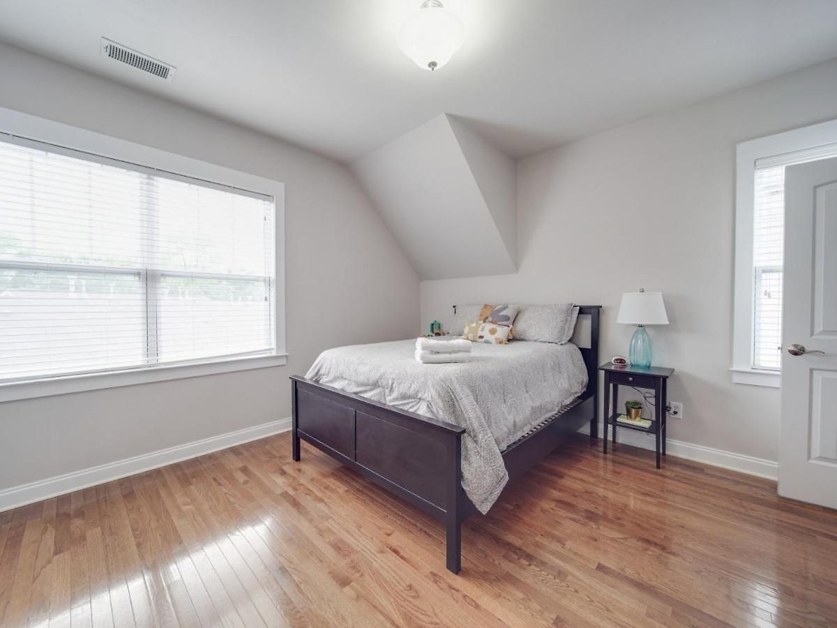 3br Gem Walk To Bofa Stadium And South End Holiday home *