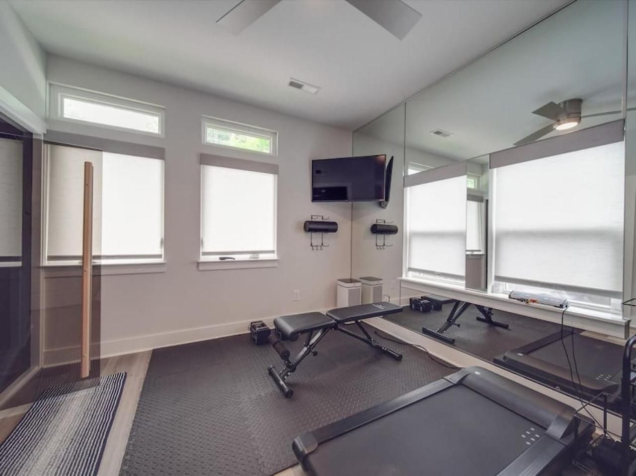Rooftop Retreat Heart Of Noda Light Rail Sauna Charlotte