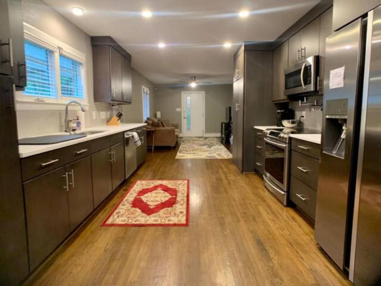 Holiday home 2 Bed With Updated Bath And Kitchen *