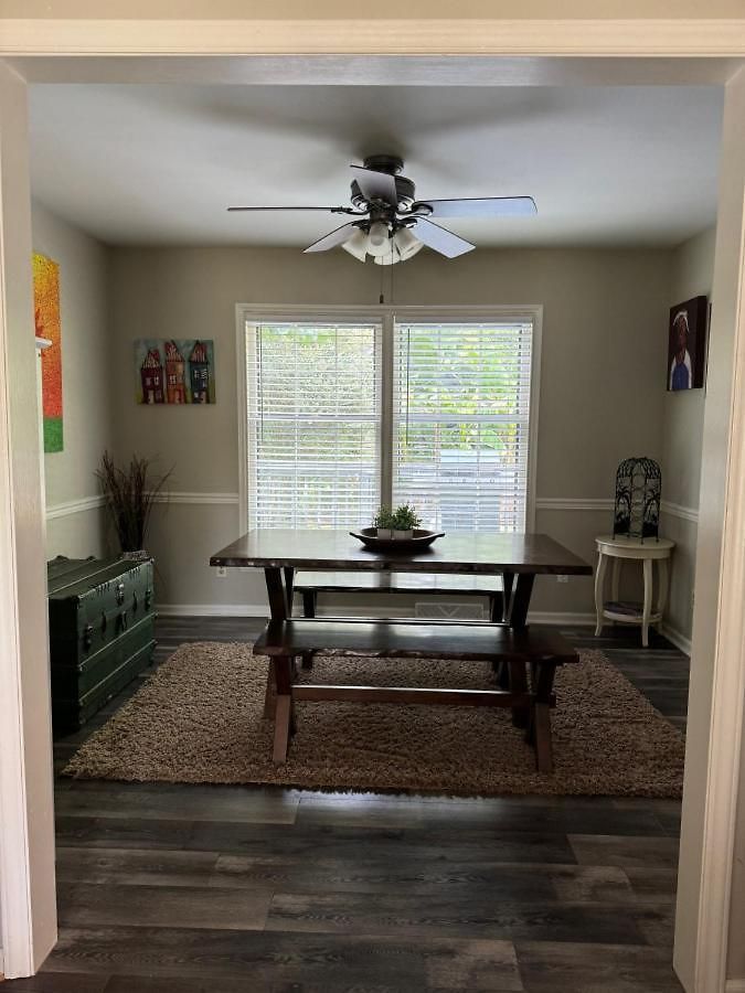 4 Bedroom South Getaway Min To Everything Holiday home