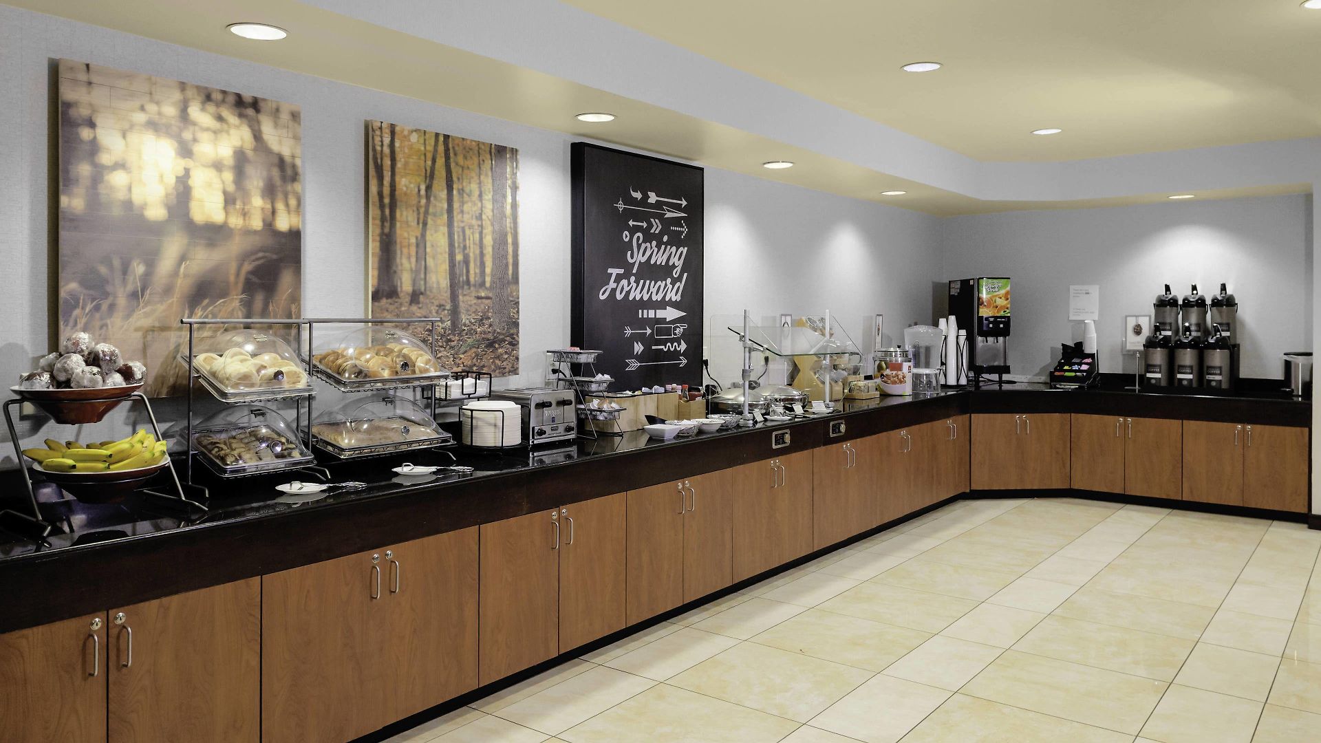 Hotel Fairfield & By Marriott Matthews Charlotte