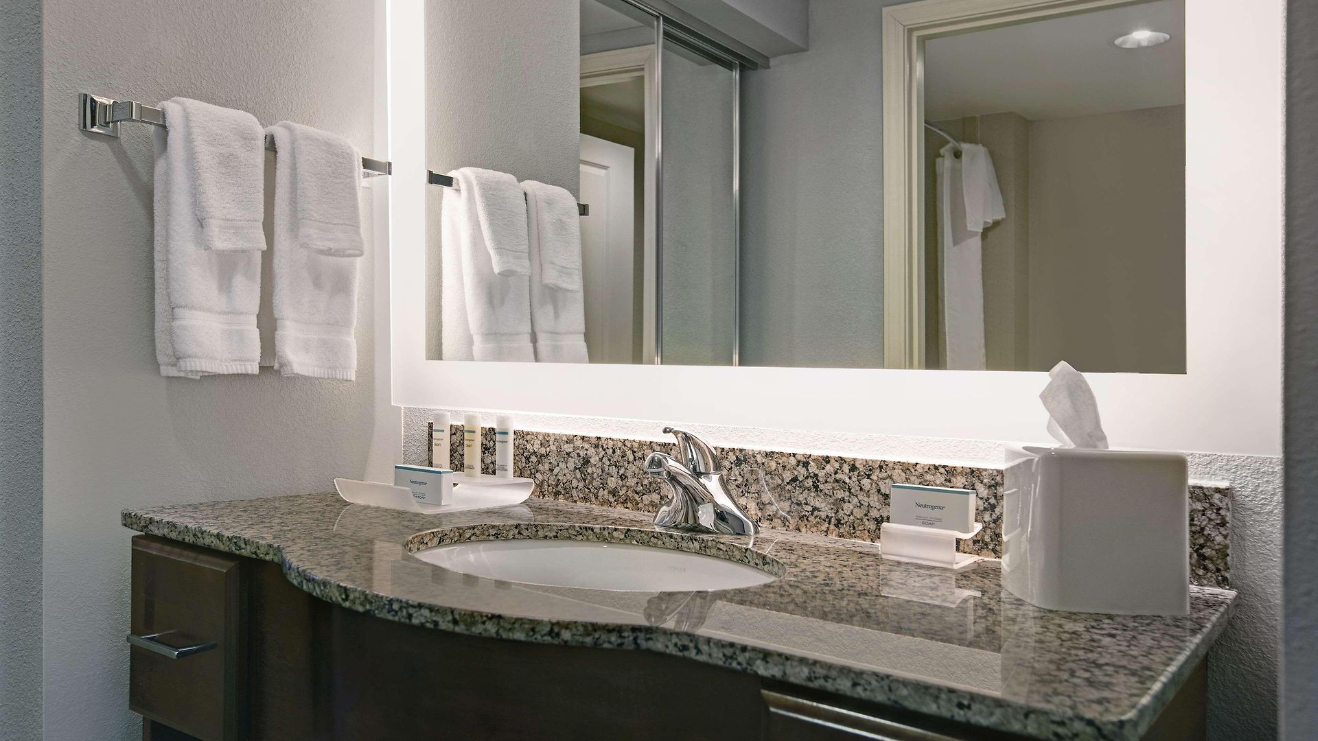 Homewood Ayrsley Hotel