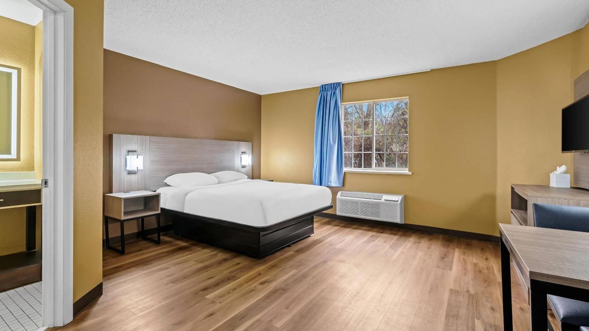 Mainstay - Executive Park Hotel Charlotte