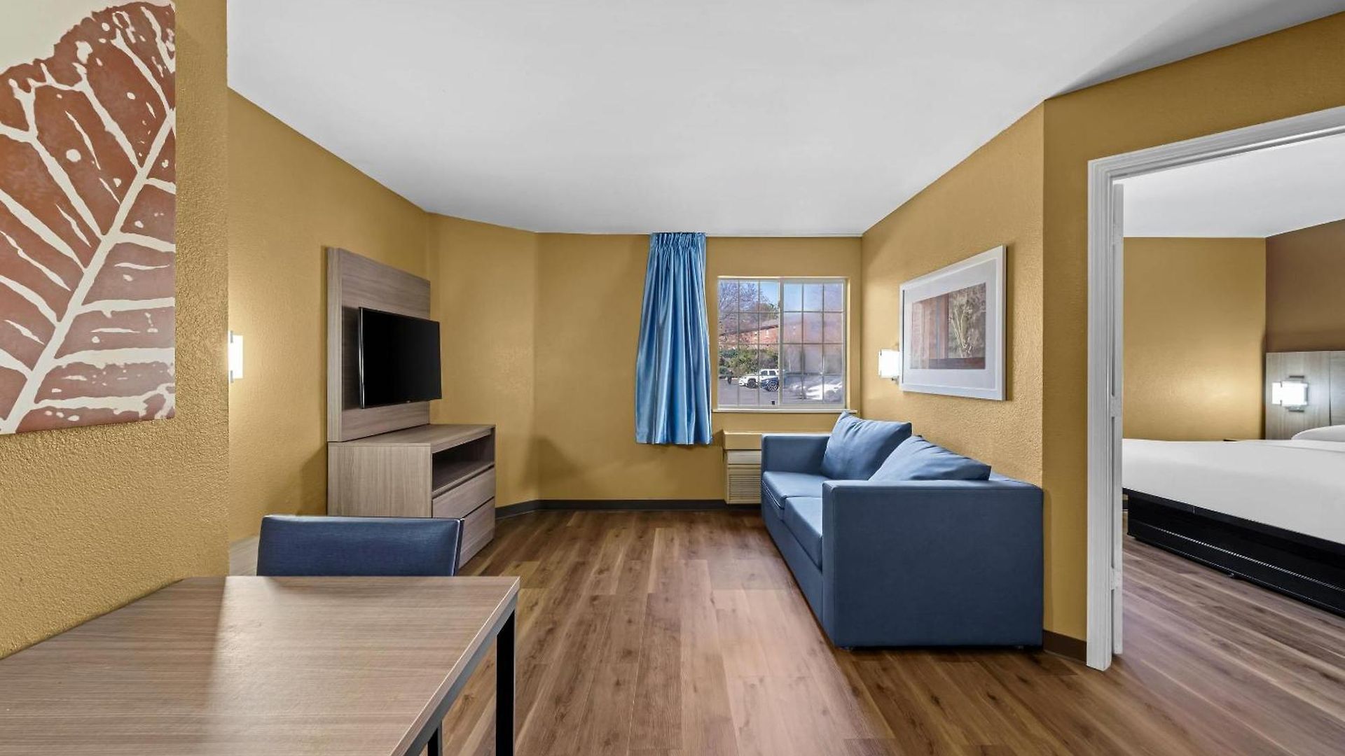 Mainstay - Executive Park Hotel