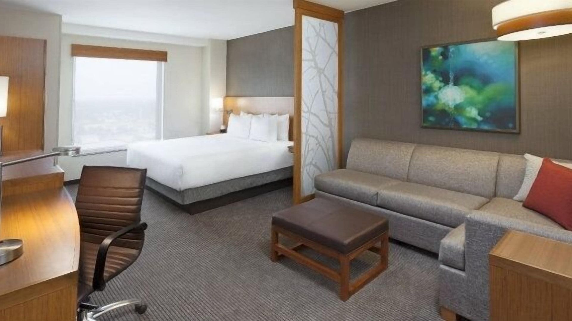 Hyatt Place Downtown 3*