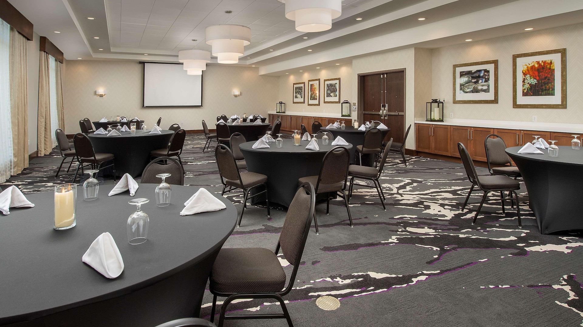Hotel Hilton Garden Airport