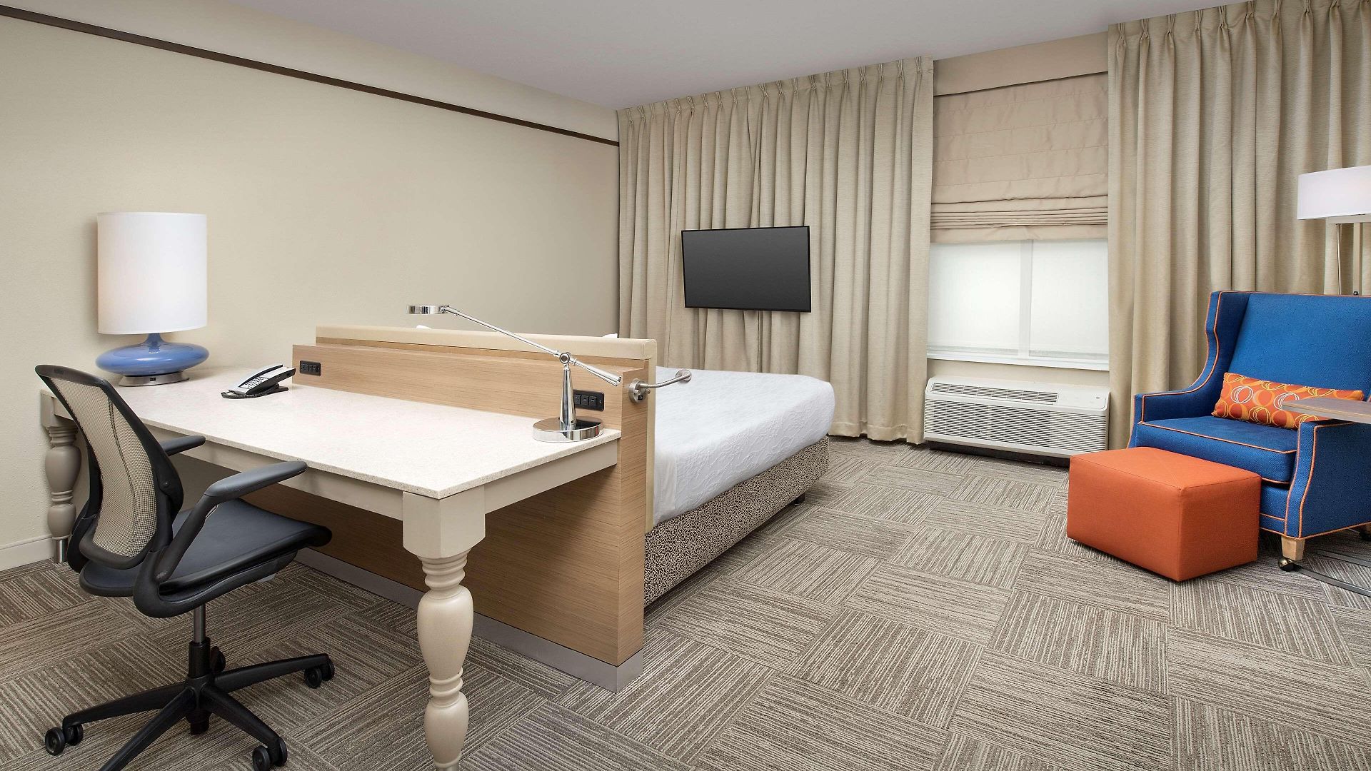 Hotel Hilton Garden Airport