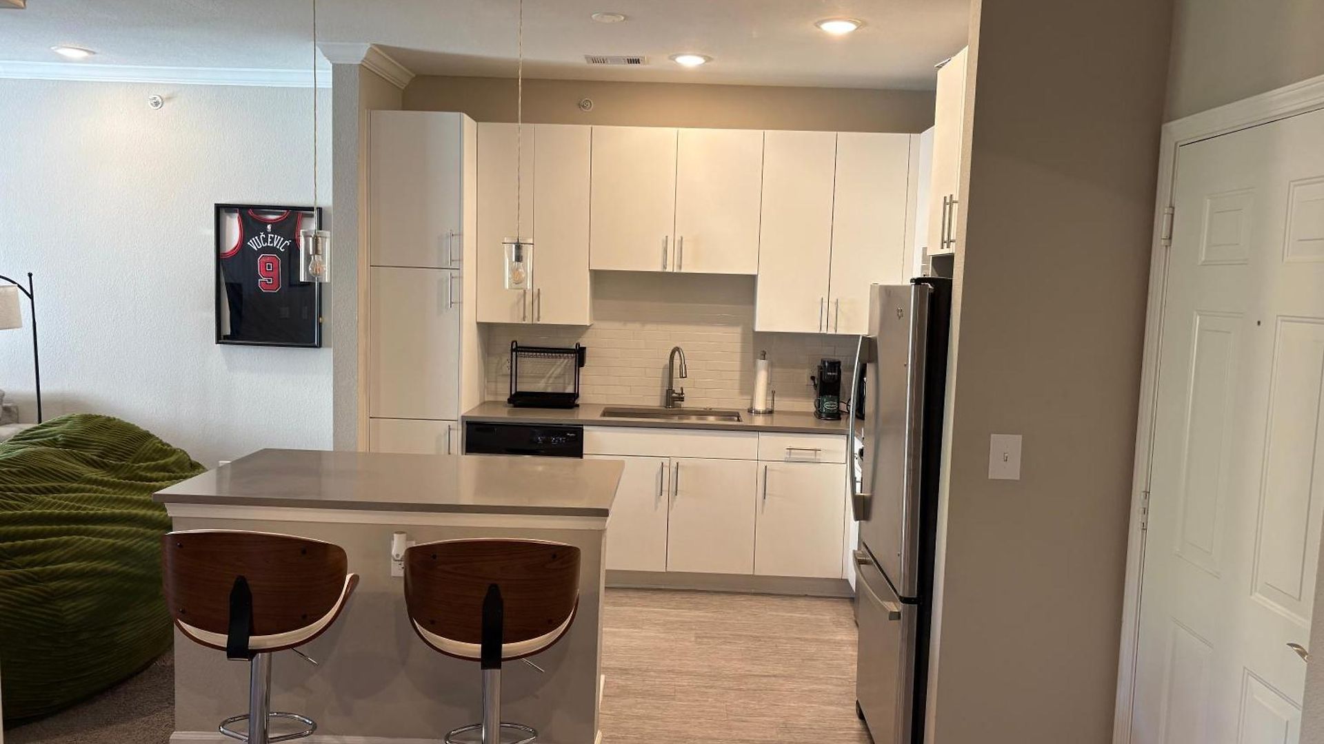 Apartment Private With Kingbed In Southend Charlotte