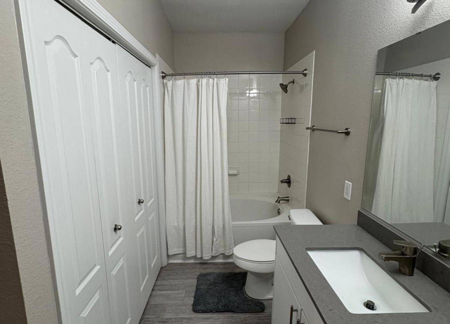 Apartment Private With Kingbed In Southend