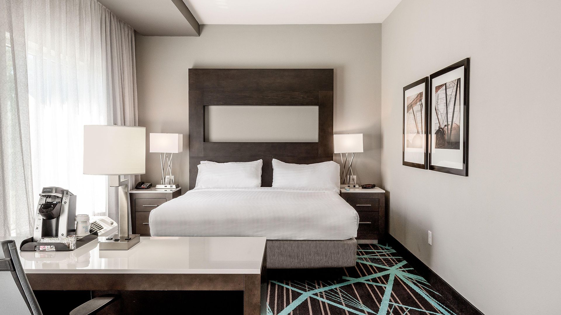 Express & - Airport By Ihg Hotel Charlotte