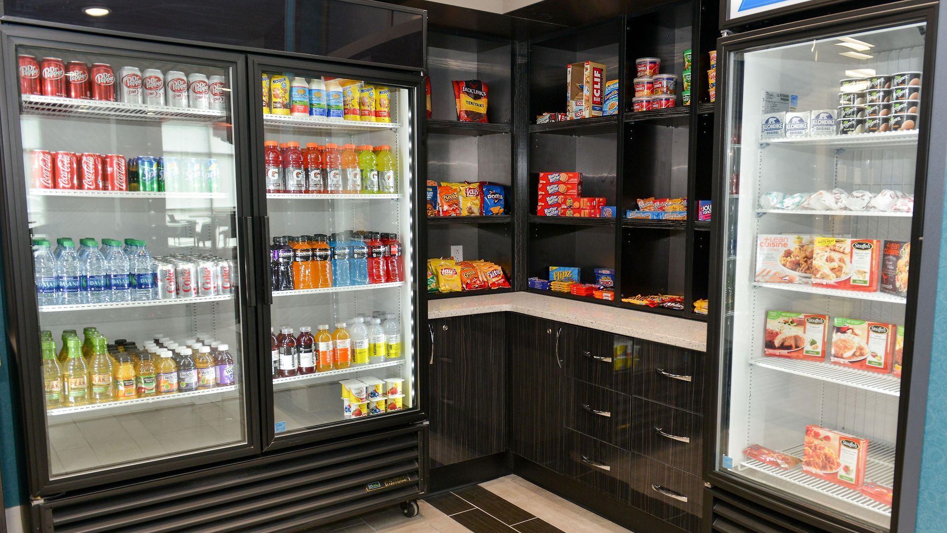 Express & - Airport By Ihg Hotel 3*