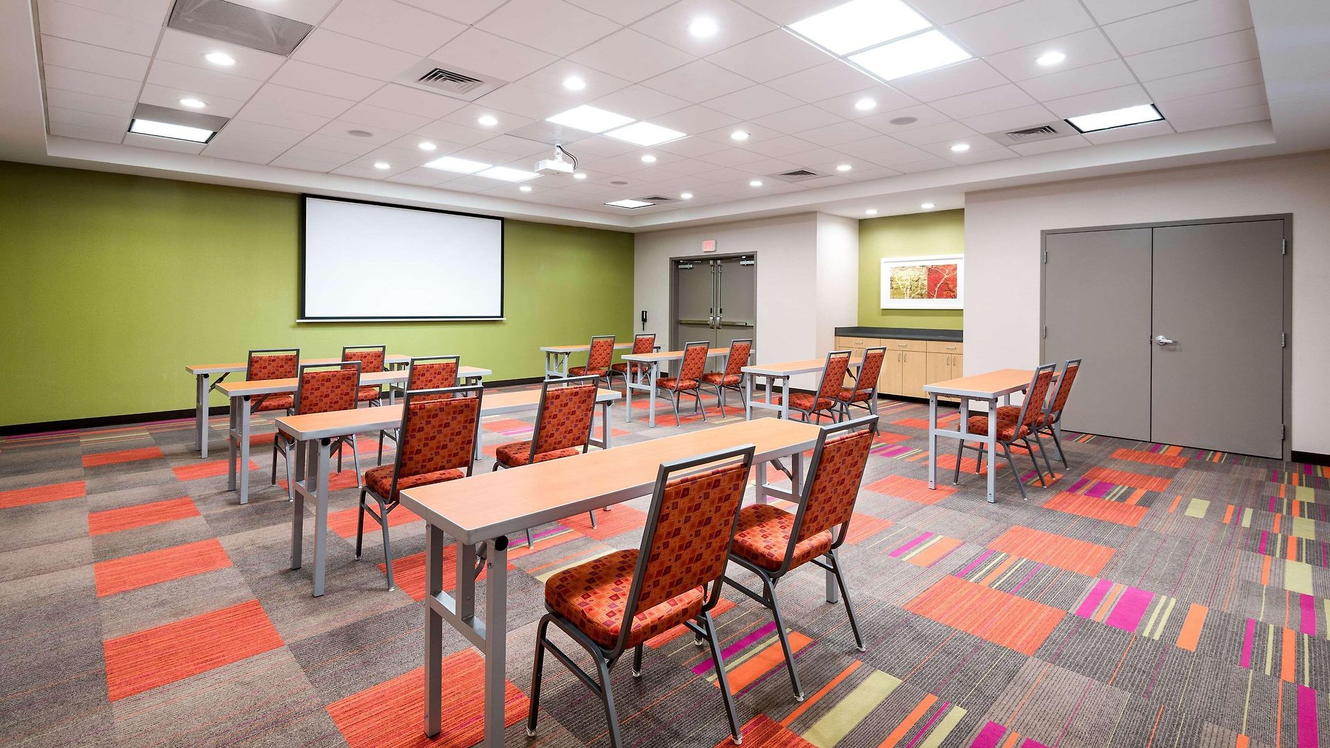 Home2 By Hilton Research Park Hotel