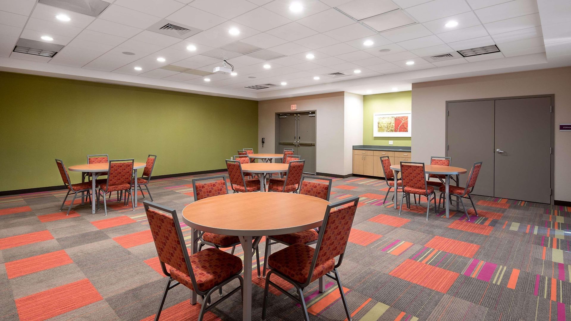Home2 By Hilton Research Park 3* Charlotte