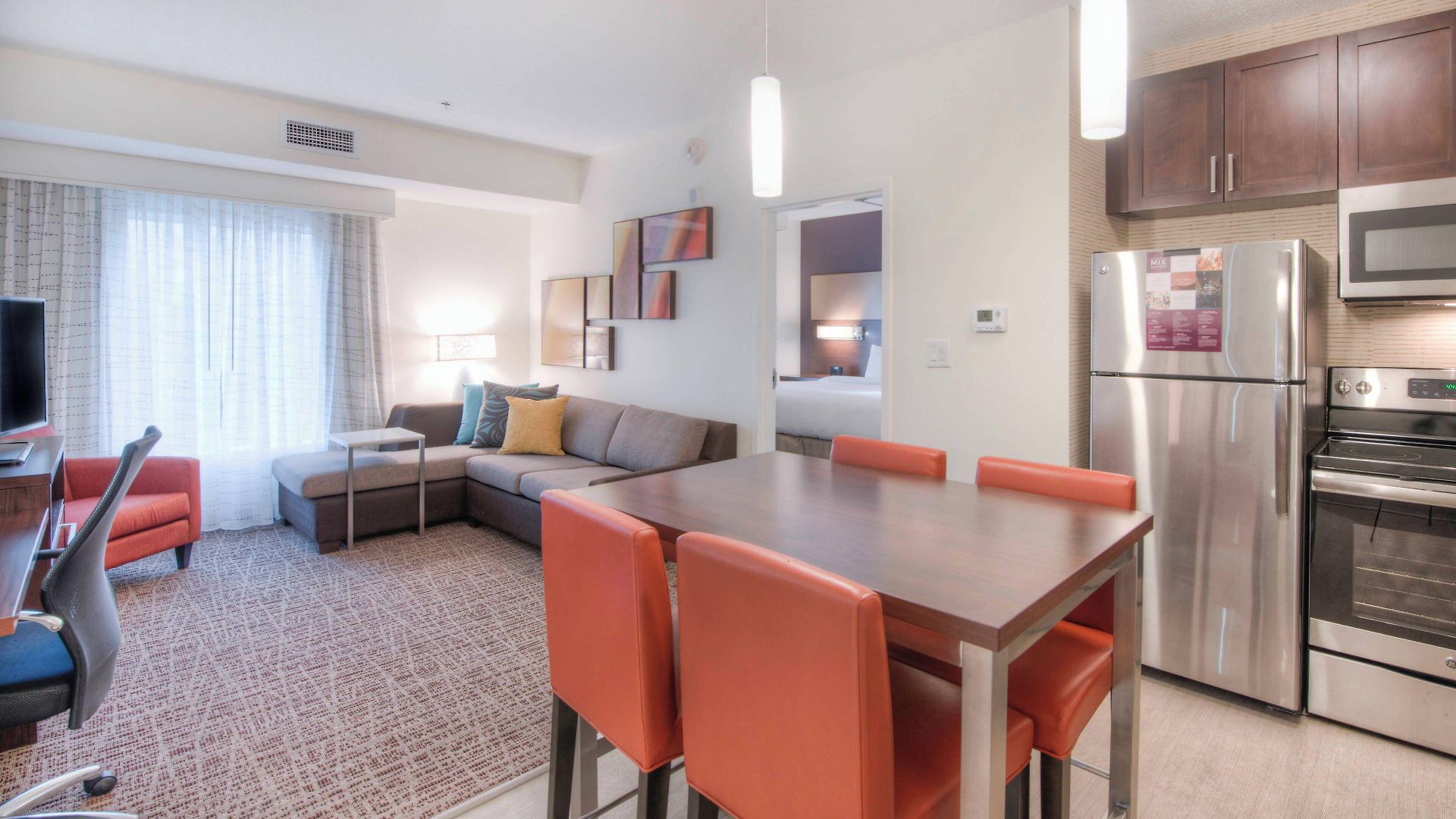 Hotel By Marriott Airport Charlotte