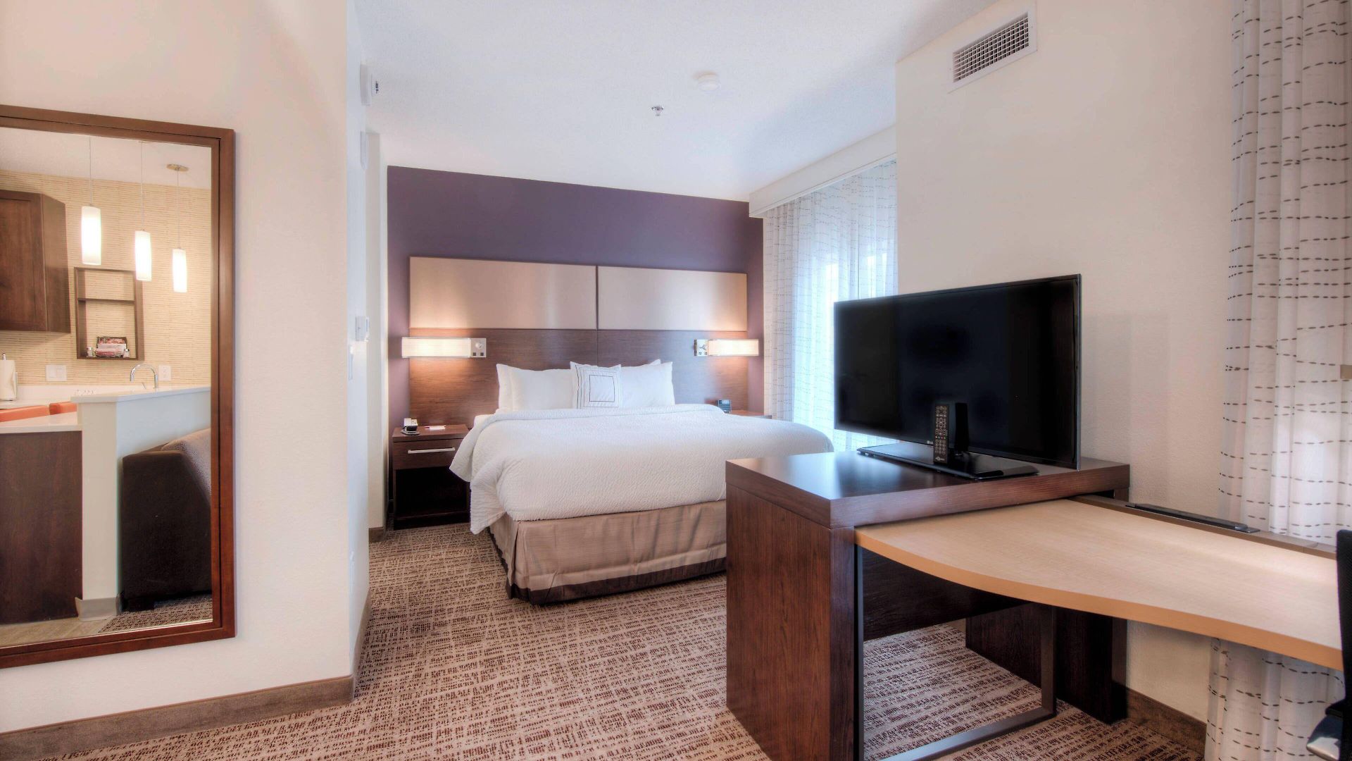 By Marriott Airport 3* Charlotte