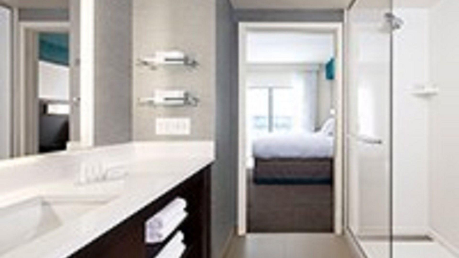 By Marriott Airport 3*