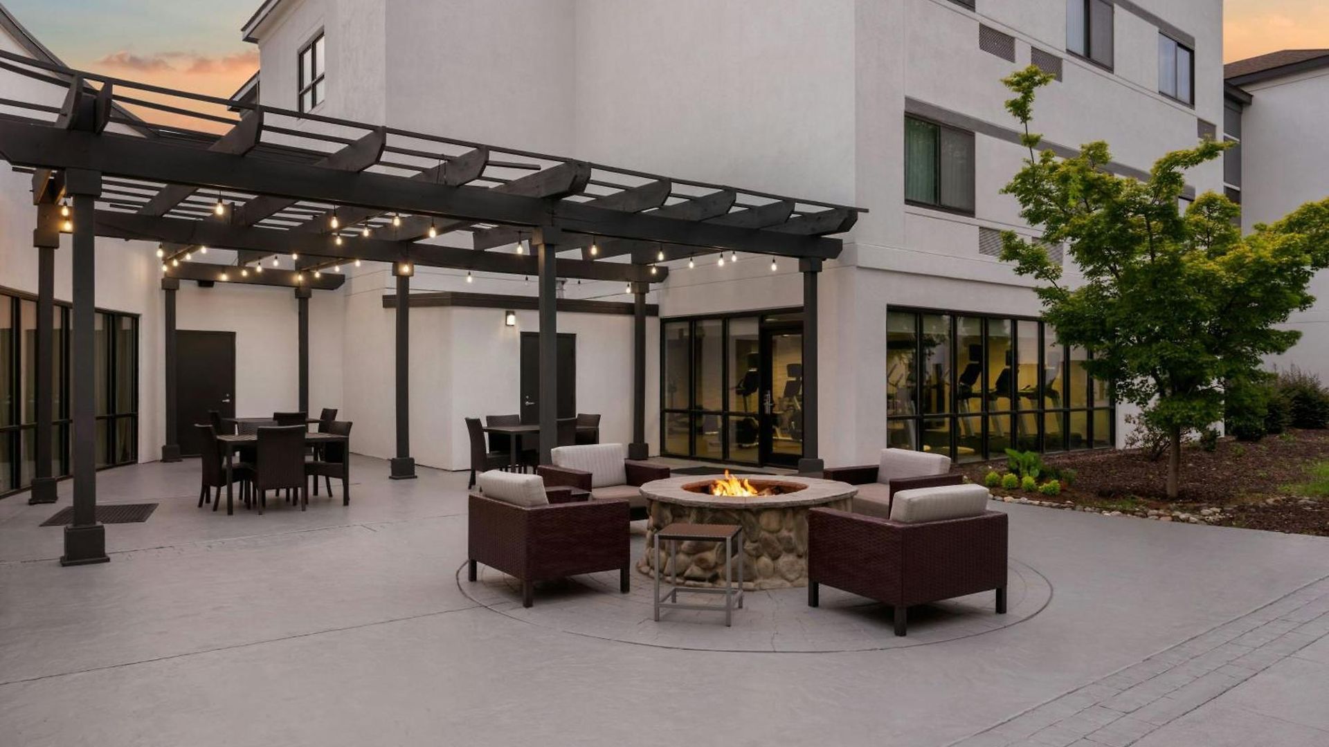 Courtyard Airport North 3* Charlotte