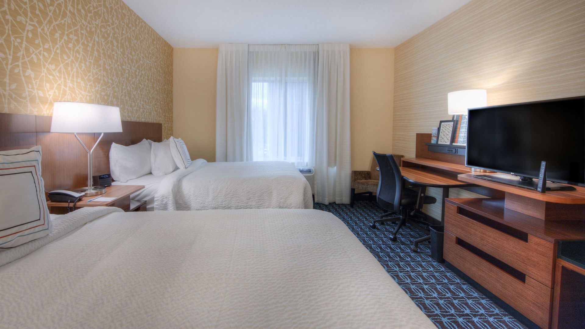 Fairfield & By Marriott Airport Charlotte