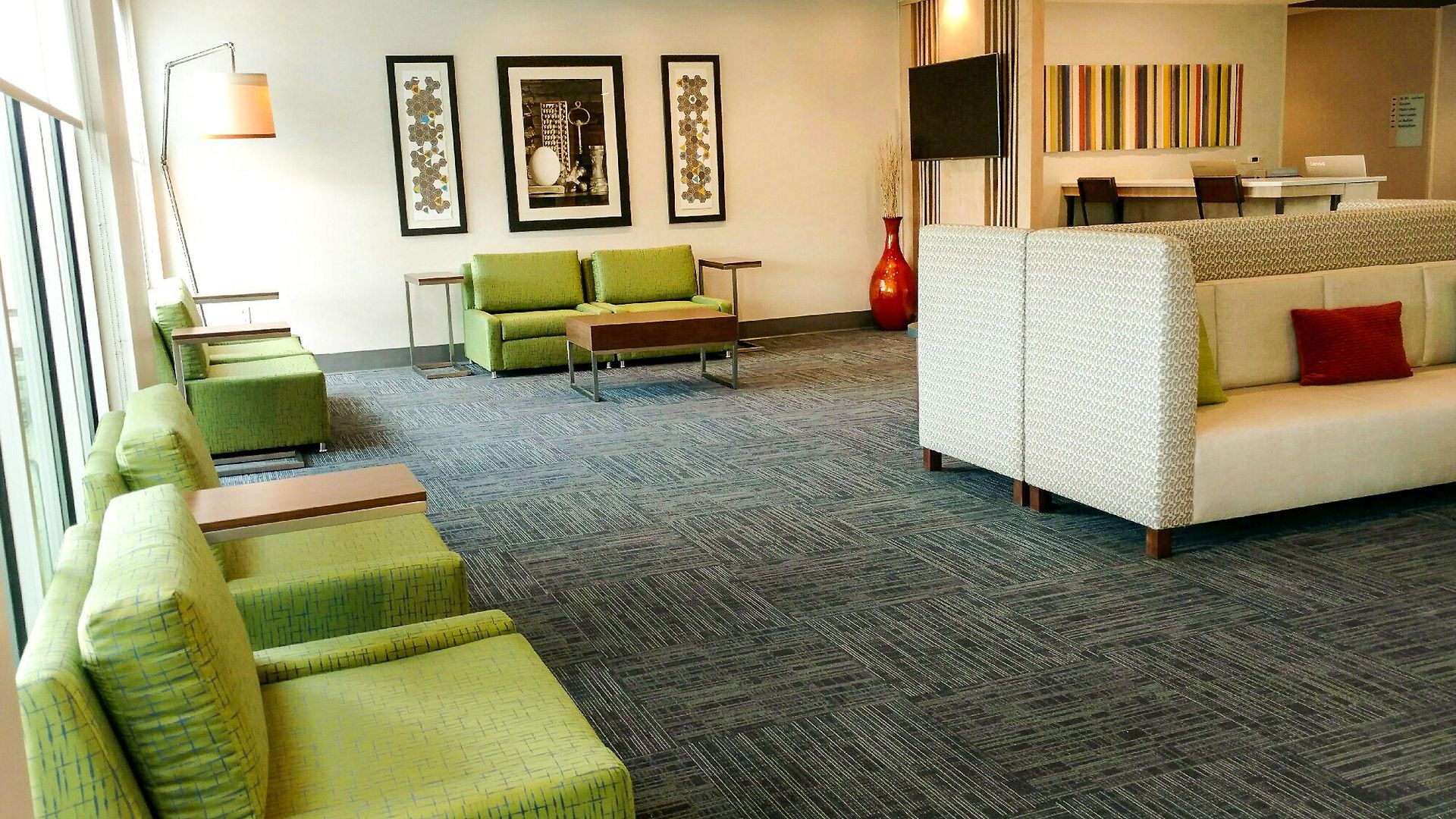 Express & - Ne - Area By Ihg Hotel Charlotte