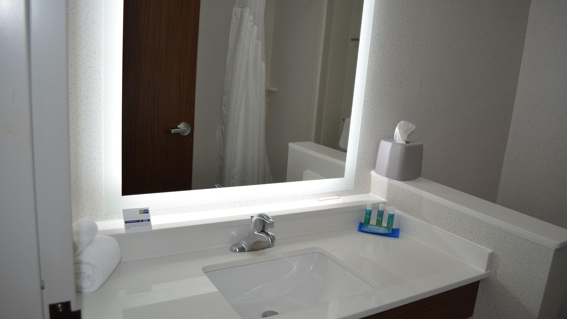 Hotel Express & - Ne - Area By Ihg 3*