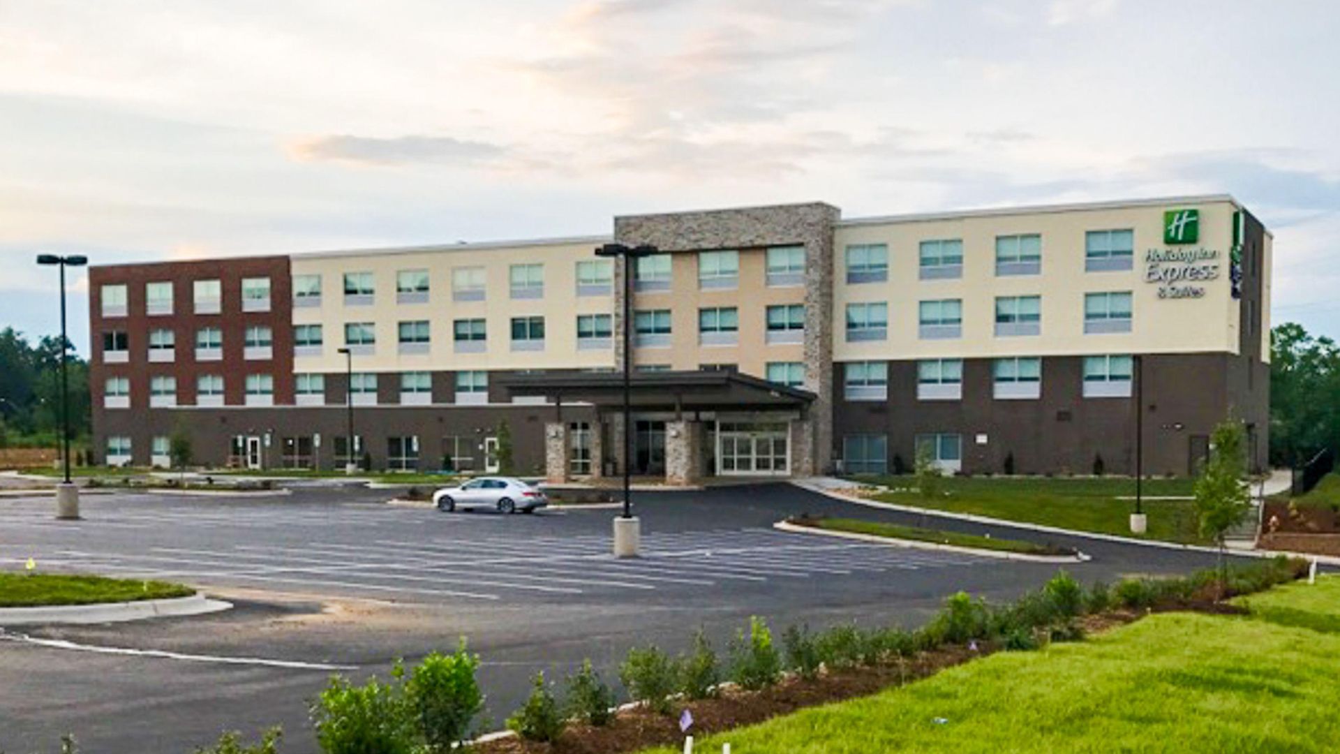 Express & - Ne - Area By Ihg Hotel Charlotte