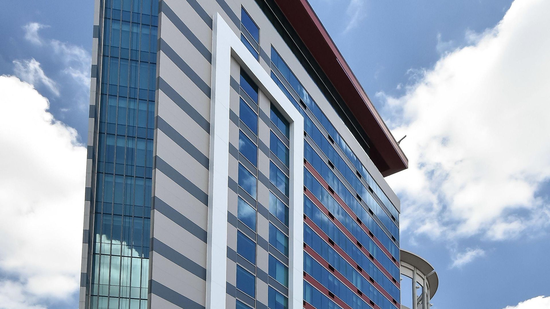 Springhill By Marriott Center Hotel Charlotte